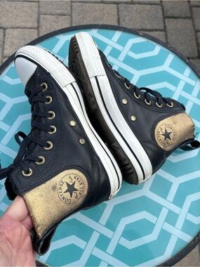 Converse Chuck Taylor High Top Sneakers  Chelsea Black leather